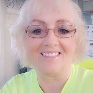 Meet your Posher, Brenda